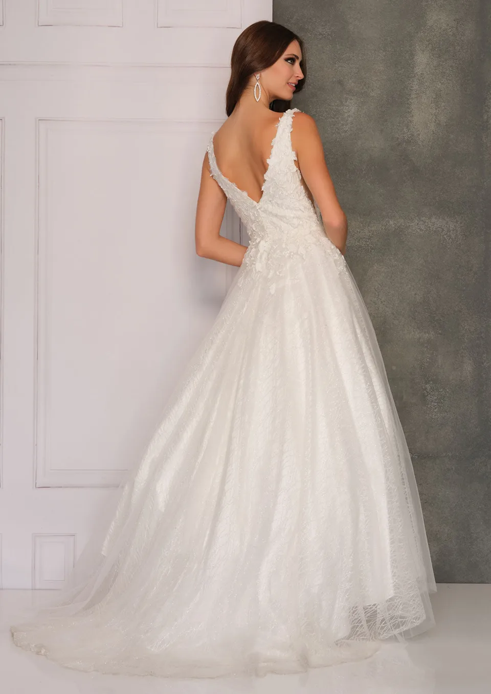 Dave & Johnny A10288W Wedding Dress — view 4
