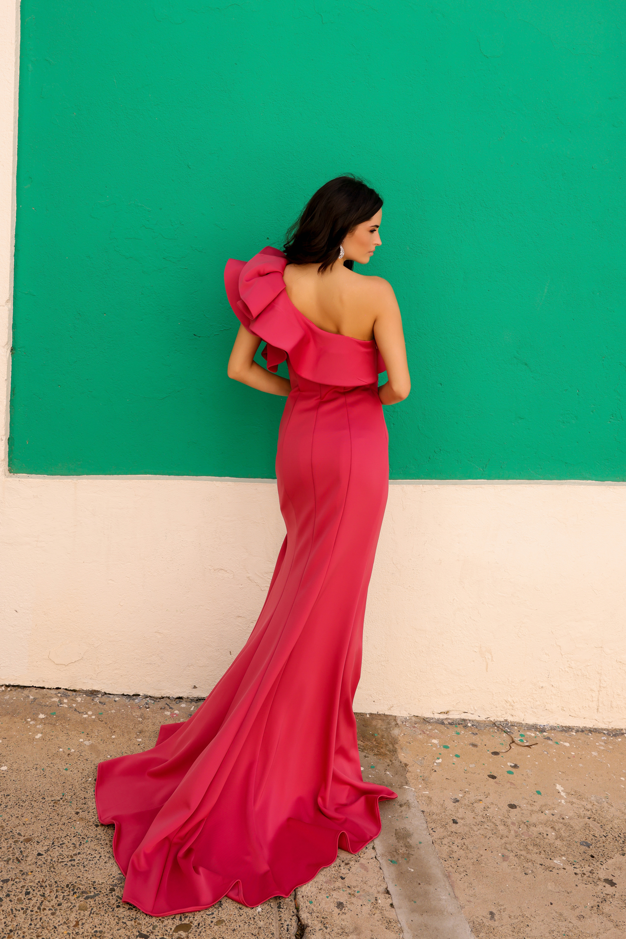 One Shoulder Ruffle Overlay Trumpet Long Gown — Nox Anabel E467