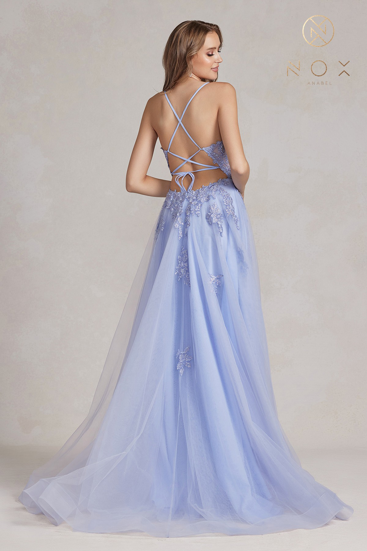 Embellished V-Neck Tulle Dress with Slit — Nox Anabel G1149