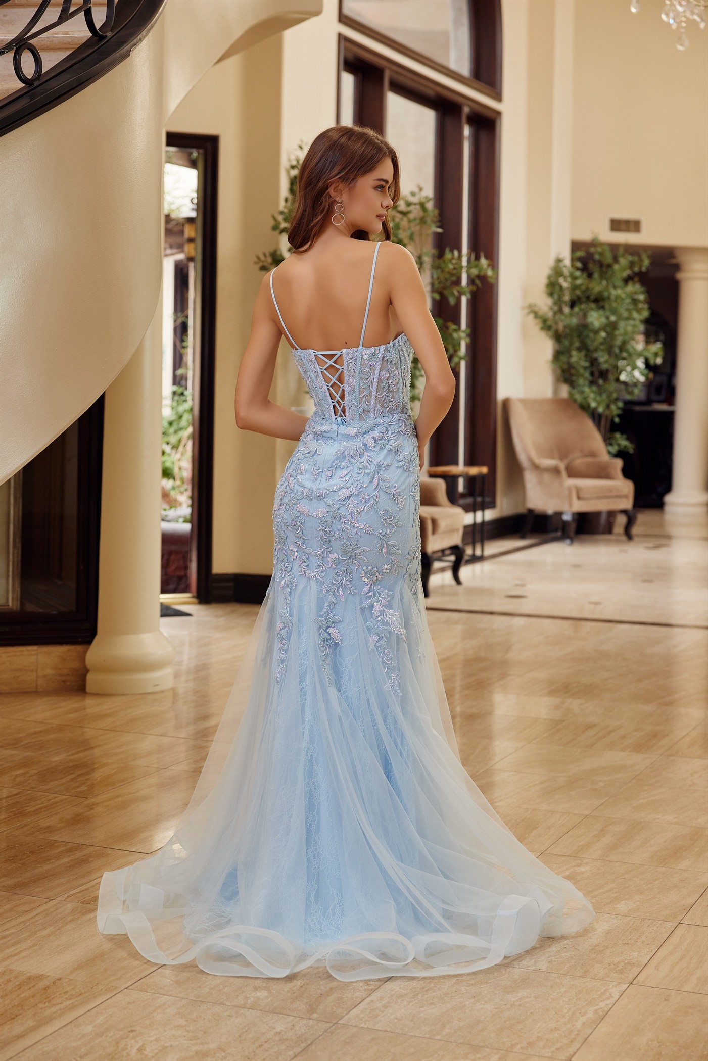 Trumpet Silhouette Tulle Material Plunging Semi Sweethear — Nox Anabel H1874