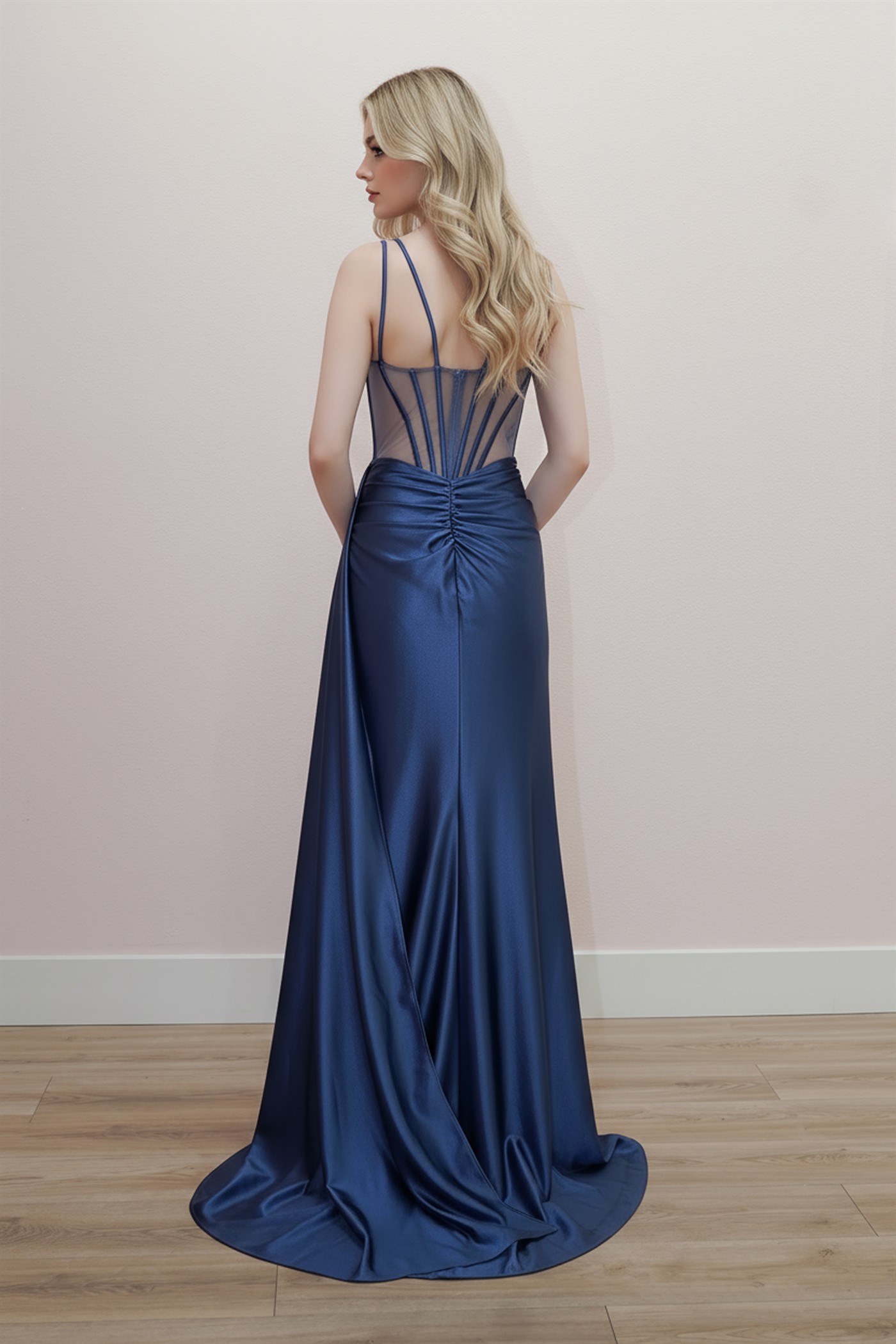 Fit and Flare Sweetheart Bustline and Boned Waistline — Nox Anabel K1733