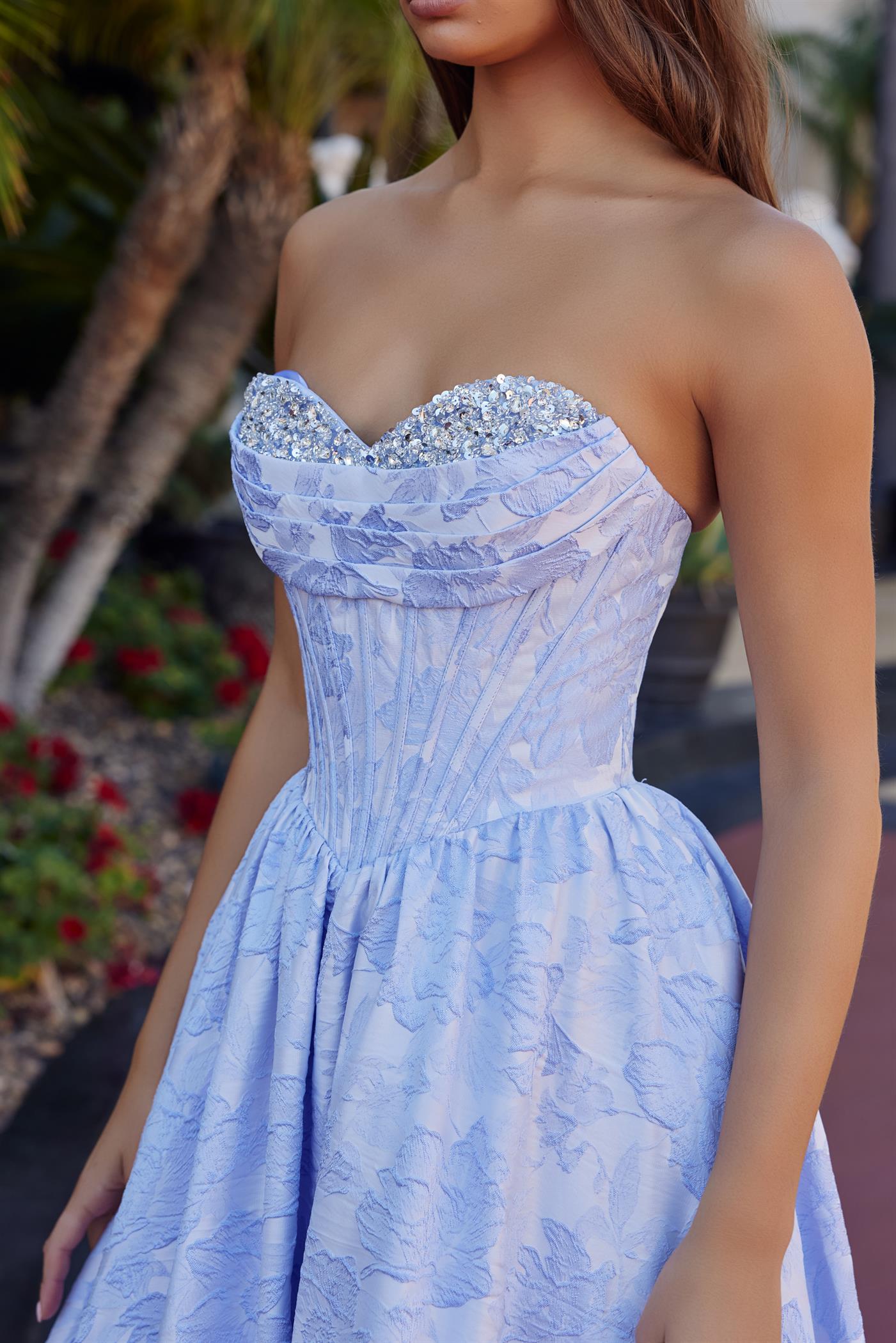Long Ball Gown in a Jacquard Material with a Sweetheart Bust — Nox Anabel T1912