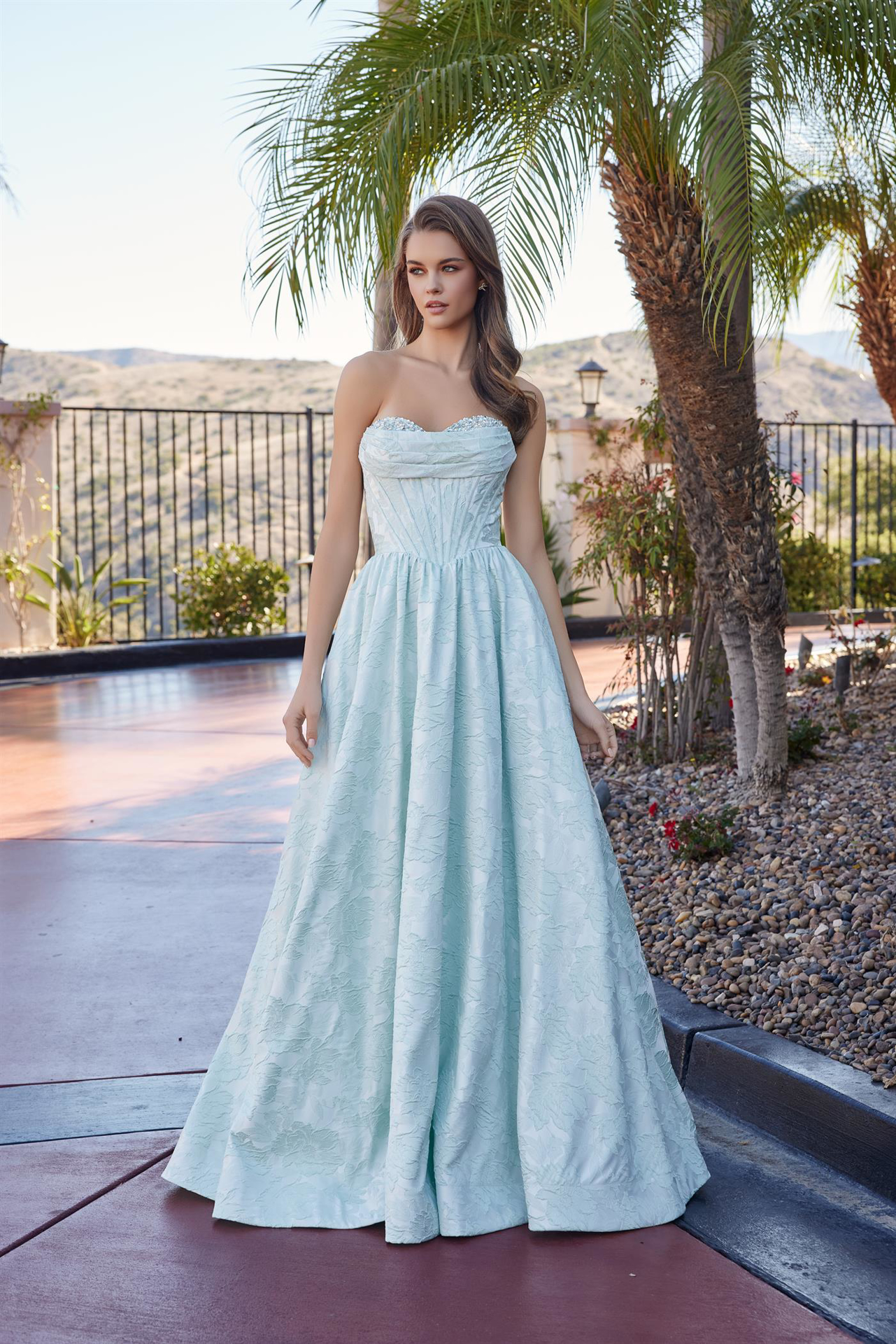 Long Ball Gown in a Jacquard Material with a Sweetheart Bust — Nox Anabel T1912