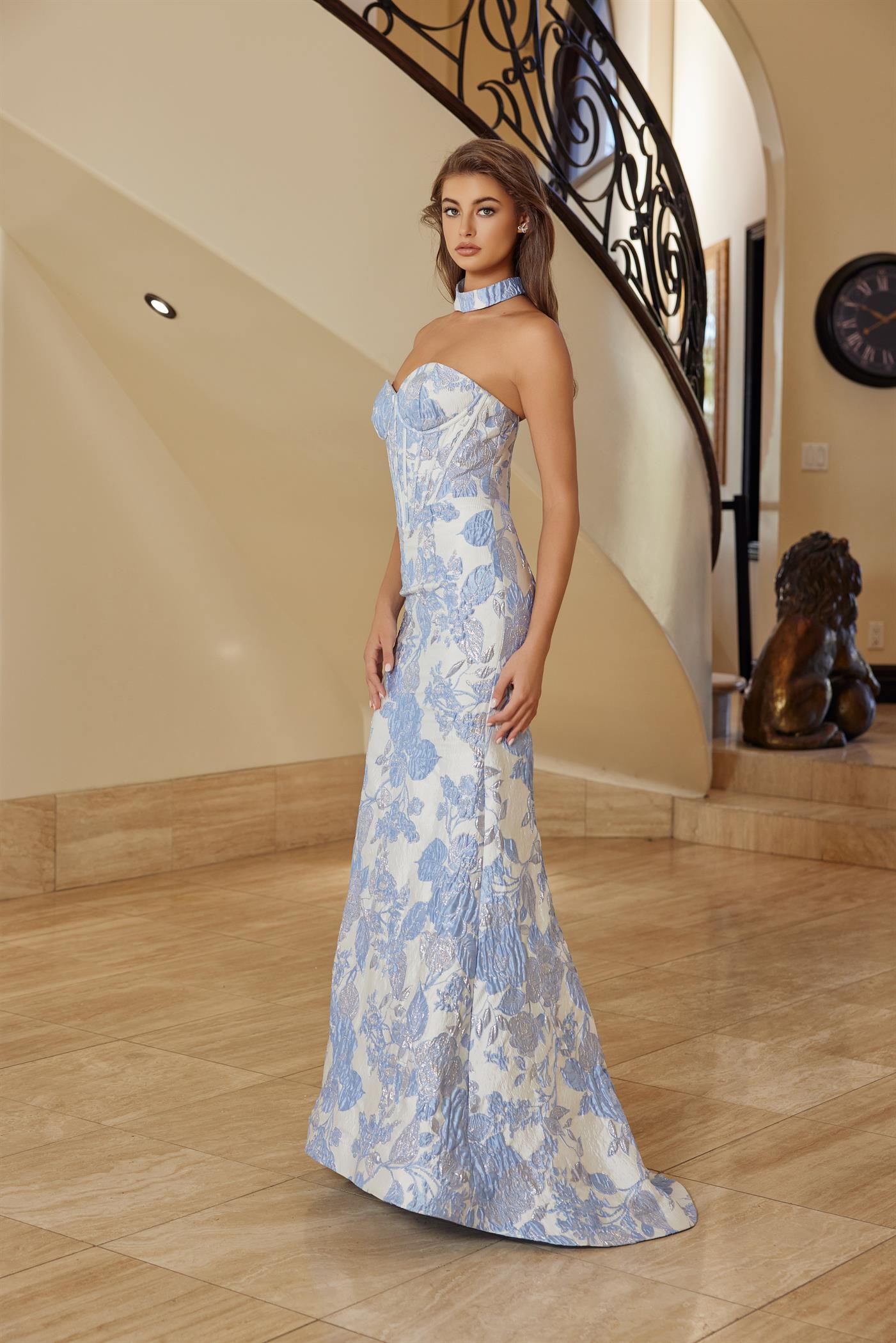Long Strapless Gown Trumpet Silhouette Matching Choker — Nox Anabel T1922
