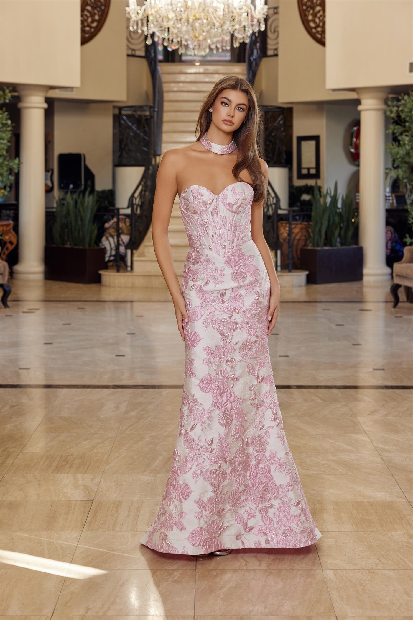 Long Strapless Gown Trumpet Silhouette Matching Choker — Nox Anabel T1922