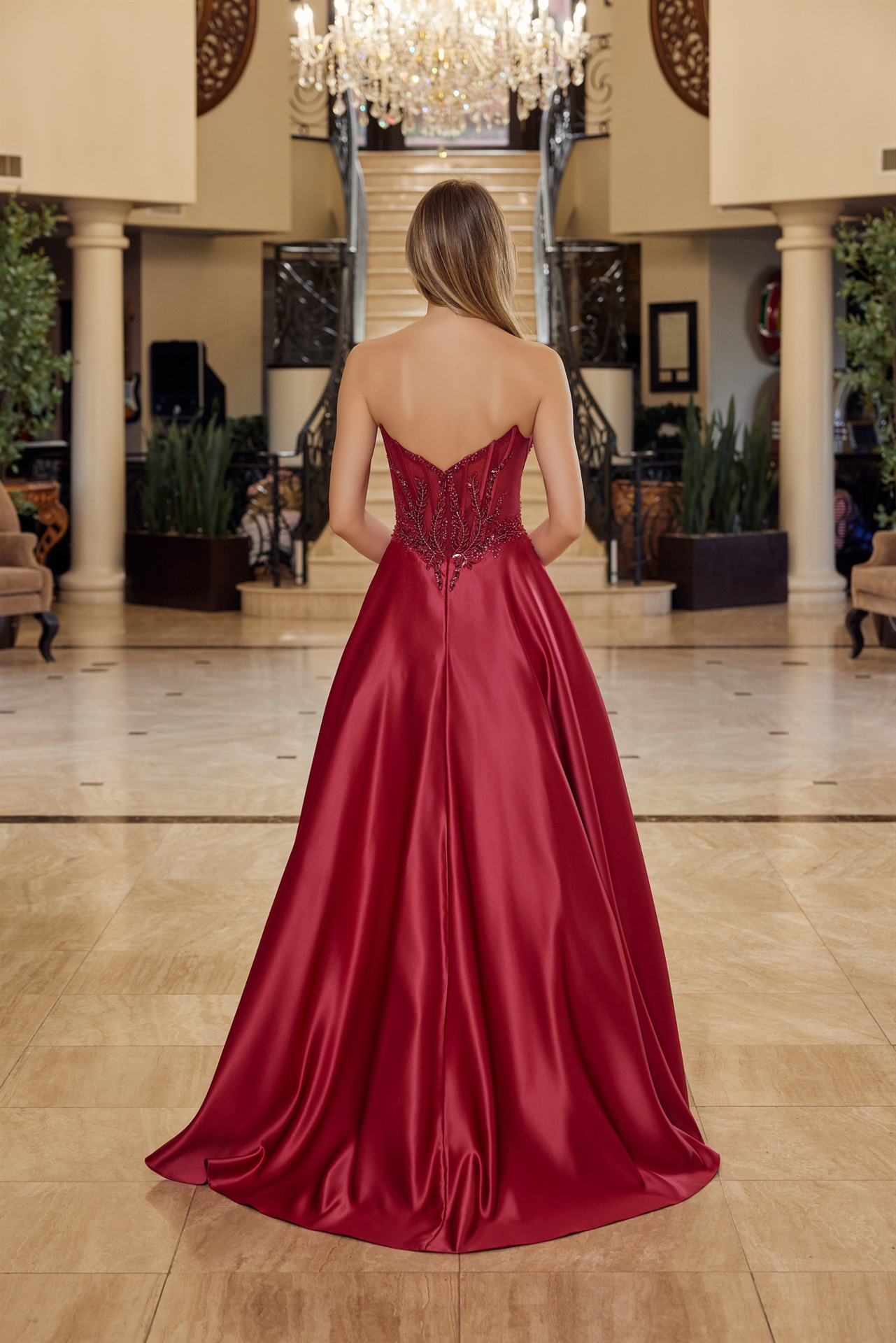 A Line Shiny Satin Material Strapless Sweetheart — Nox Anabel Y1798