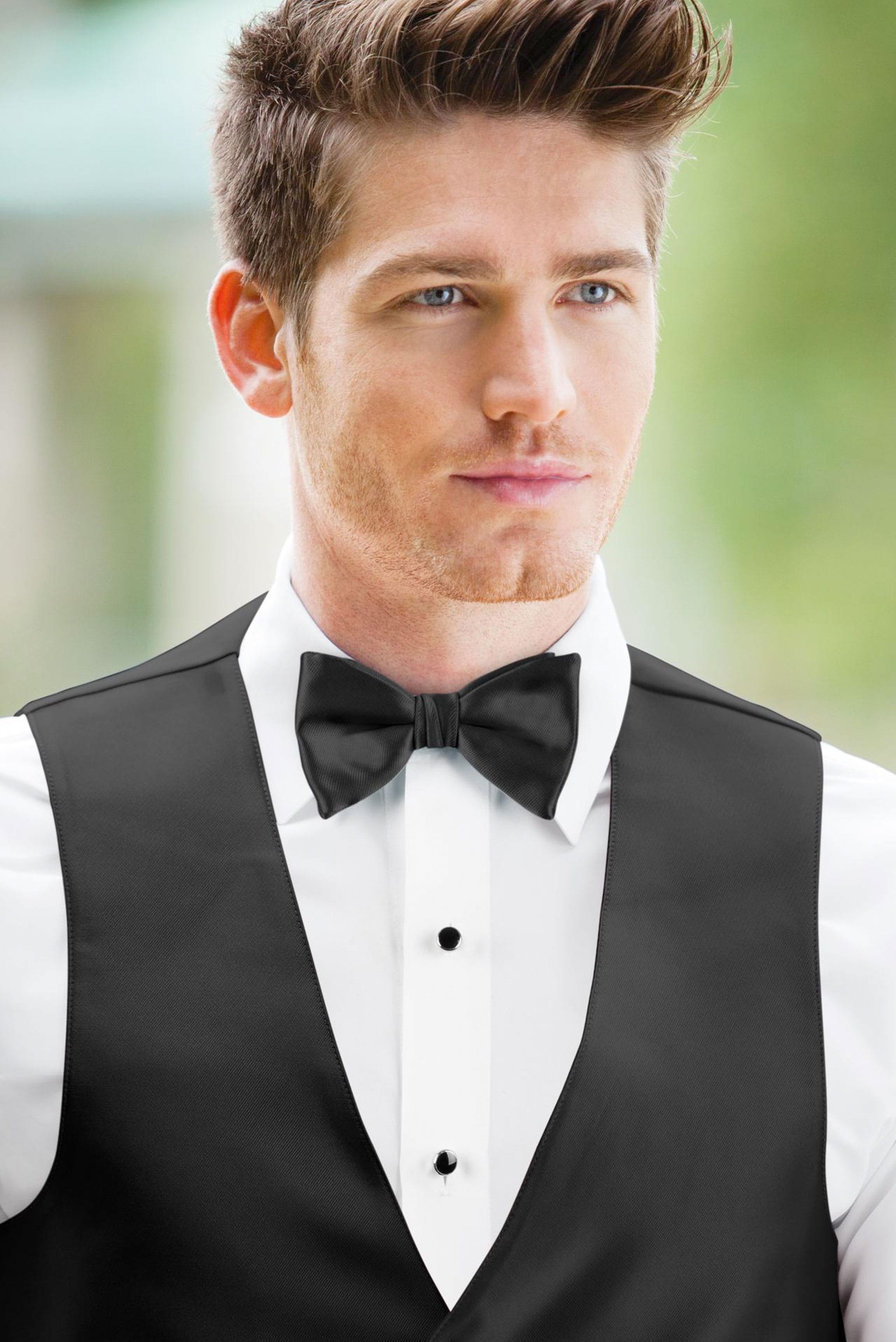 Solid Black Bow Tie — photo 2