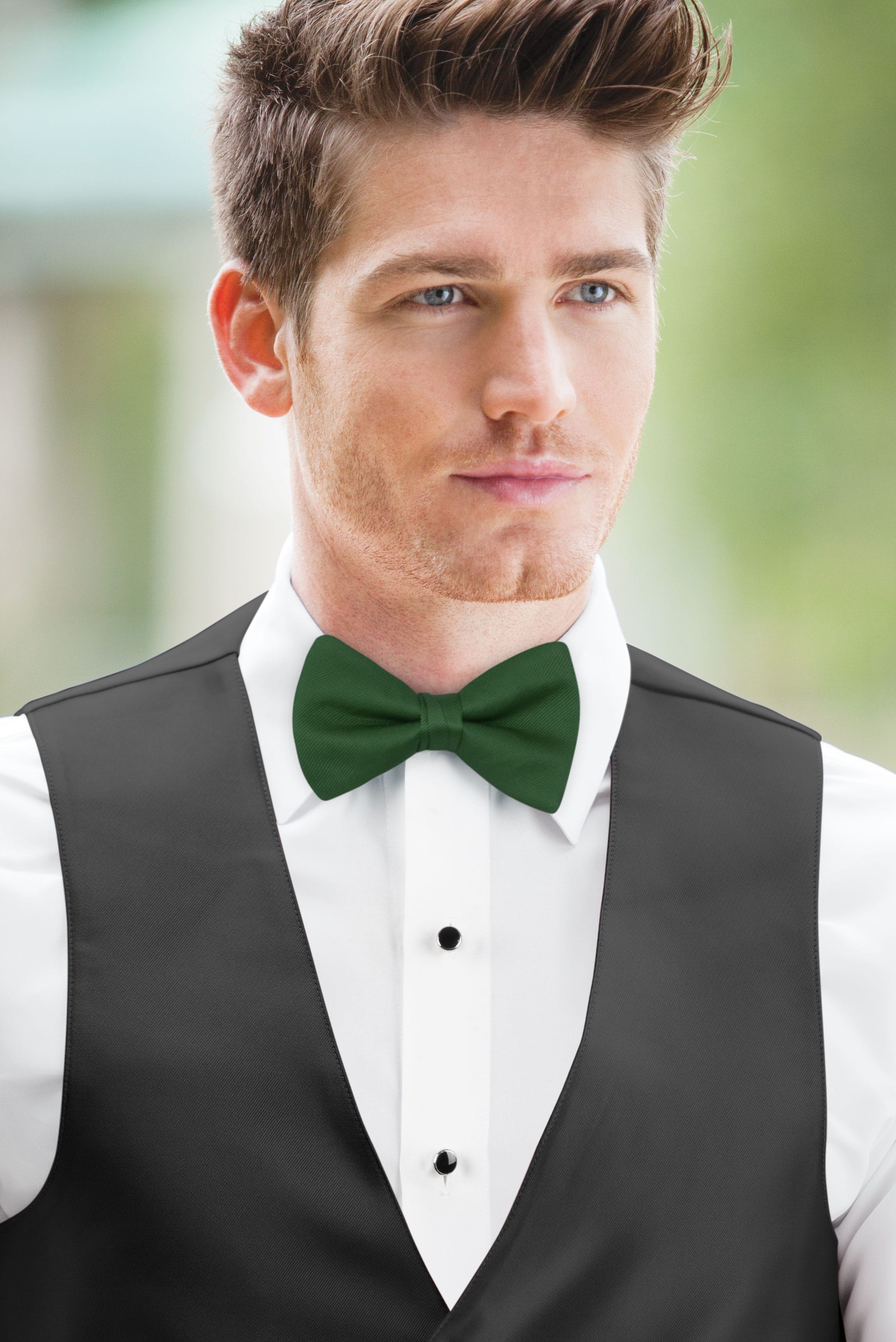 Solid Hunter Green Bow Tie — photo 2