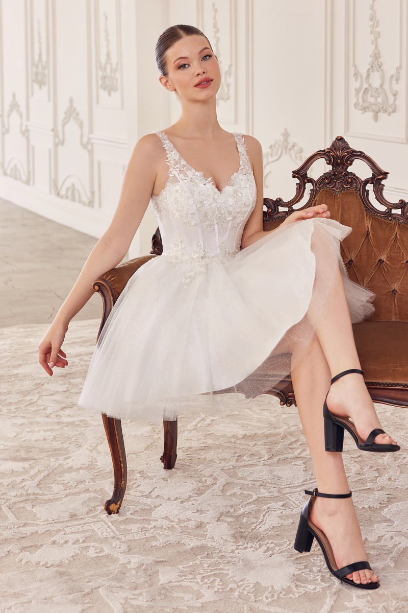 Ladivine CY019 Dress in Off White