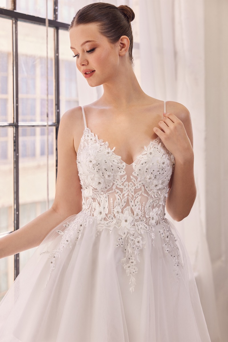 Ladivine SF047 Dress in Off White